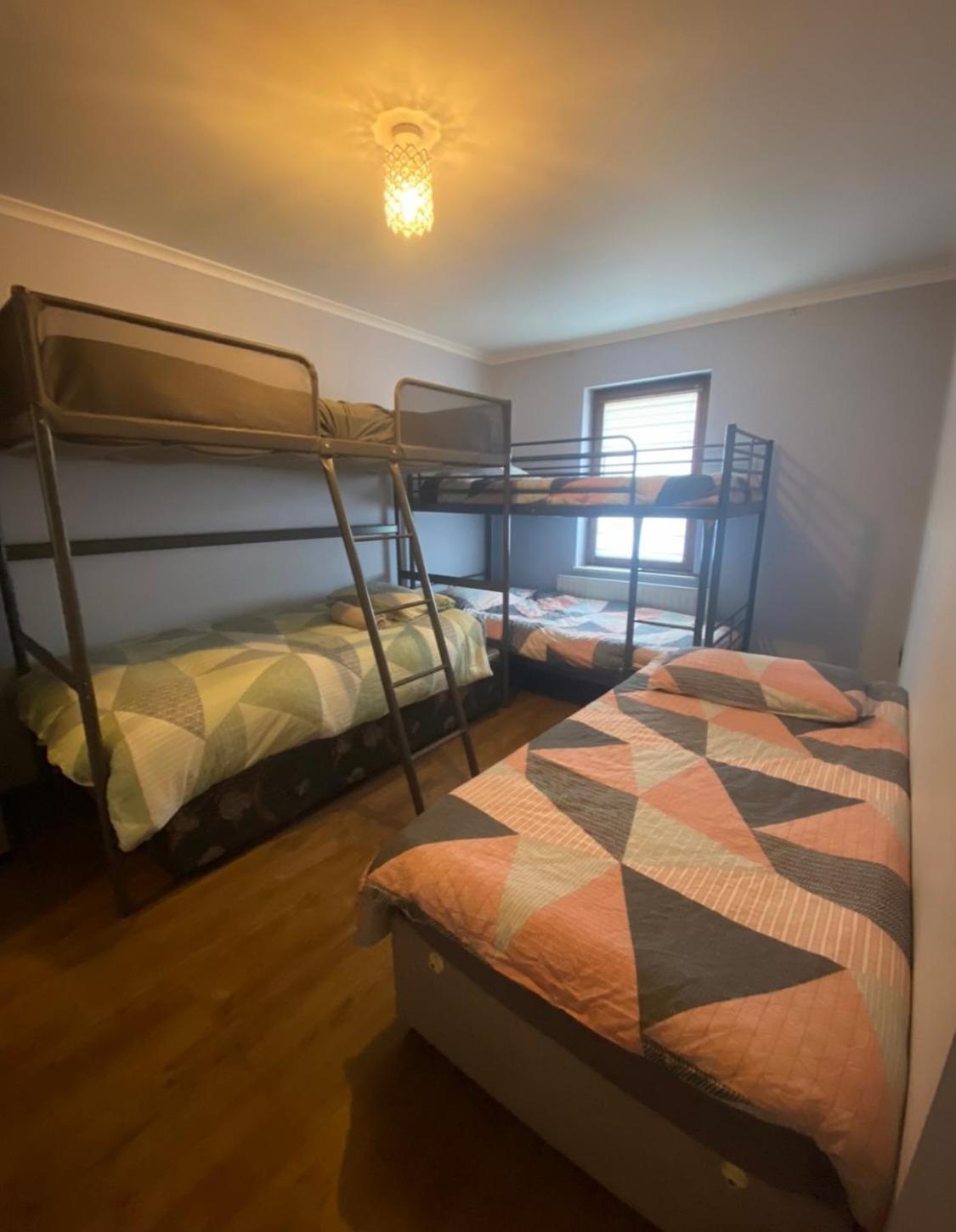 Dublin Airport Big Rooms With Bathroom Outside Room - Kitchen Only 7 Days Reservation المظهر الخارجي الصورة
