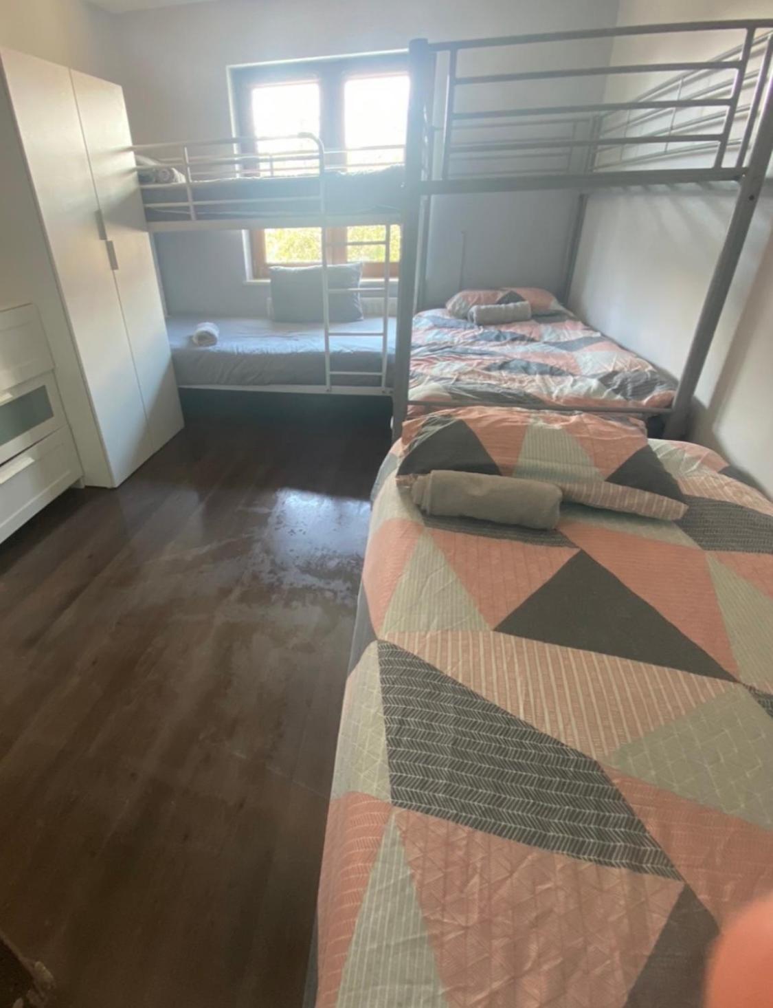 Dublin Airport Big Rooms With Bathroom Outside Room - Kitchen Only 7 Days Reservation المظهر الخارجي الصورة